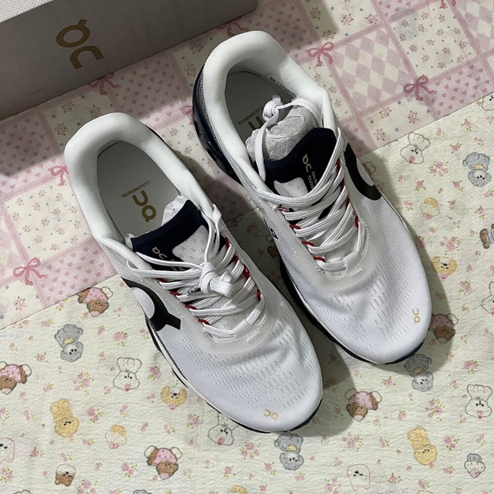 On Running Cloudmonster 2 Running Shoes NWT - image 1